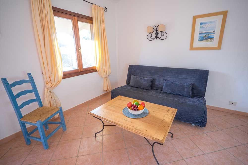 Residence Baia Sant Anna Con Piscina ตาเนาเนลลา ภายนอก รูปภาพ