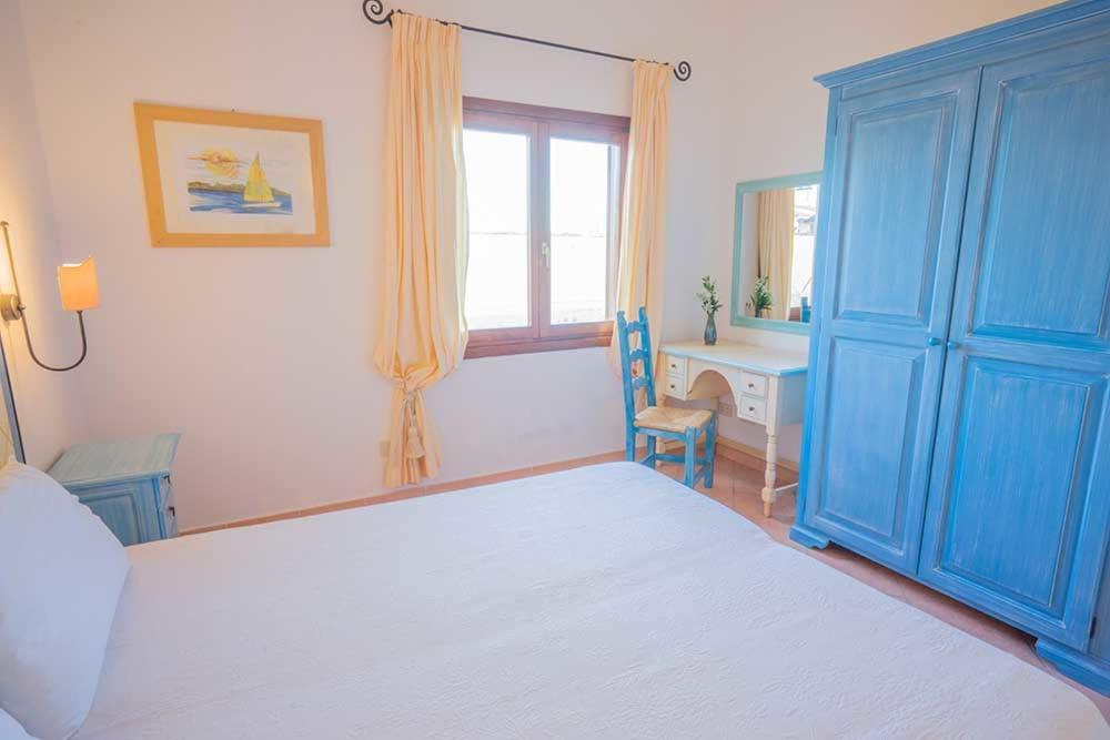 Residence Baia Sant Anna Con Piscina ตาเนาเนลลา ภายนอก รูปภาพ