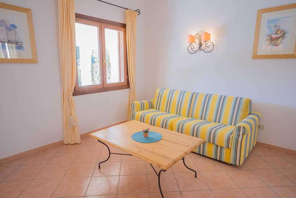 Residence Baia Sant Anna Con Piscina ตาเนาเนลลา ภายนอก รูปภาพ